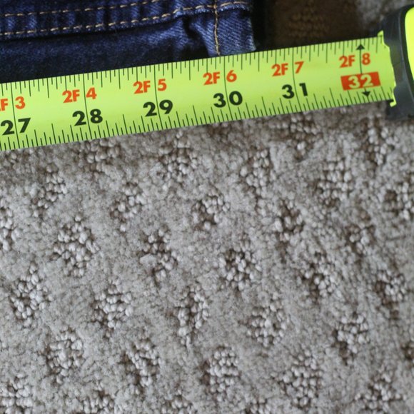 Levi's 505 Size 38x32 Dark Blue Wash Jeans EUC - Like New - Picture 6 of 9